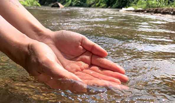 Hands river
